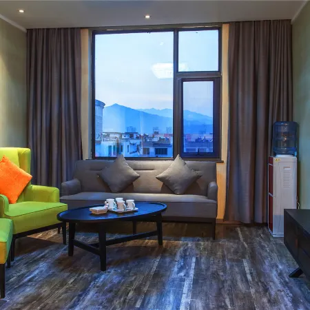 Xixia Kunpeng Hotel