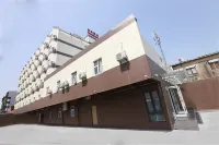 Home Inn Piper Cloud (Xuzhou Dibei Xianghe Branch) Hotels in Xuzhou