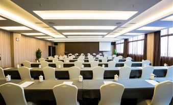 Bijie Weining Xichen International Hotel (Caohai Branch)