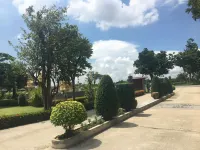 Smile Buffalo Resort Hotels in Takhli