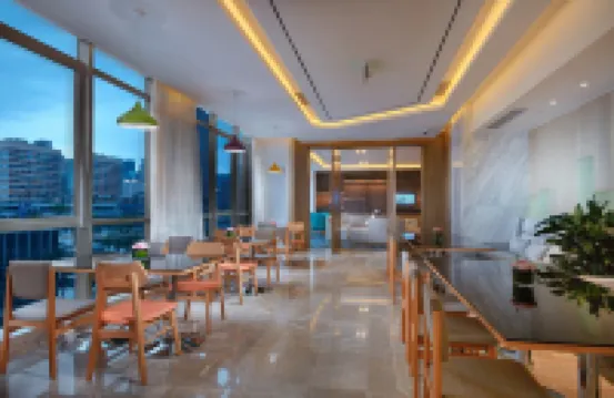 Xingchen Hoilday Hotel