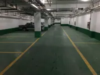 Lavande Hotel (Longnan Changjiang Avenue) - parking