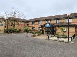 Days Inn by Wyndham London Stansted Airport