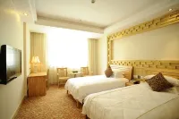 Gold Hotel