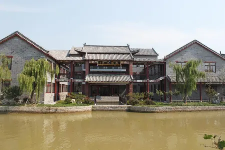Xiuliang Cultural Tourism Wellness Hotel Отели рядом с достопримечательностью «Jining Taibaihu Lvyou Jingqu-Jining Xiaobeihu Park»