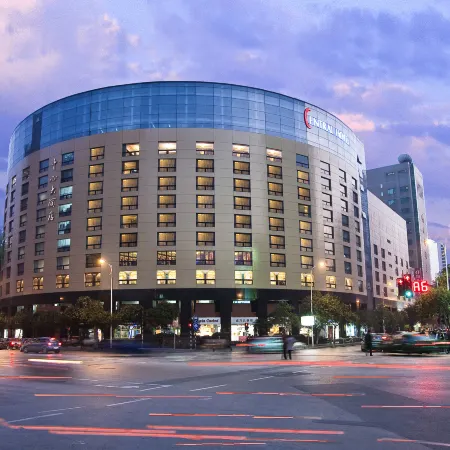 Central Hotel