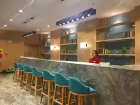 Yunding International Hotel Hotels in Baojing County