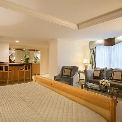 The Michelangelo Hotel Отели рядом с достопримечательностью «Театр Август Уилсон»