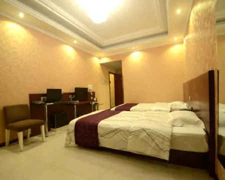 City 118 Hotel (High-speed) Hotels in Gaoyi