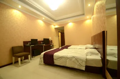 City 118 Hotel (High-speed) Hotels in Gaoyi