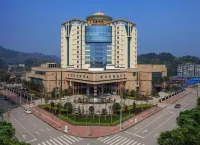 Xinxing Century Hotel فنادق في مديرية تشيان وَي