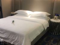 泸州领尚国际酒店 - 普通大床房
