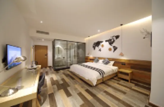 見外精品客棧（海口騎樓老街鐘樓店）