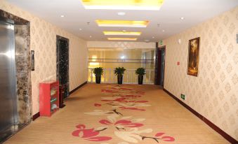 Chongqing Dongteng Hotel (Dazu Renshe Bureau)