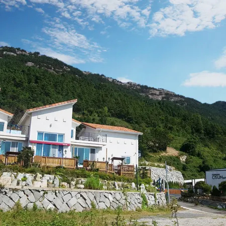Namhae Molino Pension