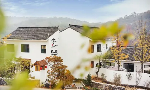 Jiju Chalet