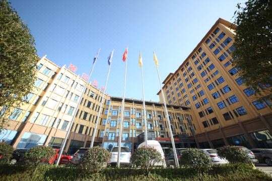 条点评 环境优雅,停车方便 非,非常,非常好,出差路过利川酒店非常不错