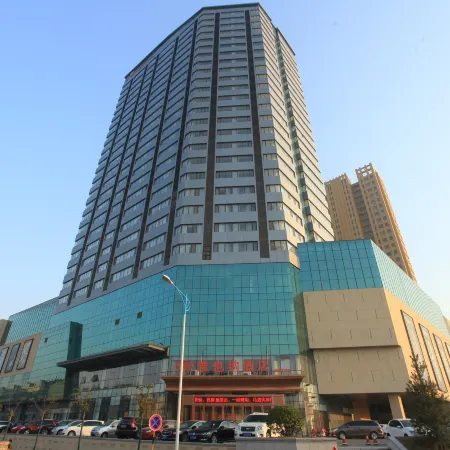 Vienna Hotel (Laizhou Bus Station Langhu International Plaza)