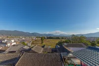Snow Mountain Inn (Lijiang Xianglin Courtyard Branch)