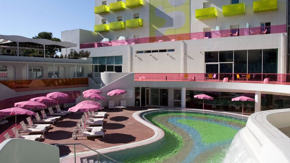 Semiramis Hotel