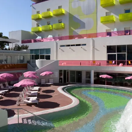 Semiramis Hotel