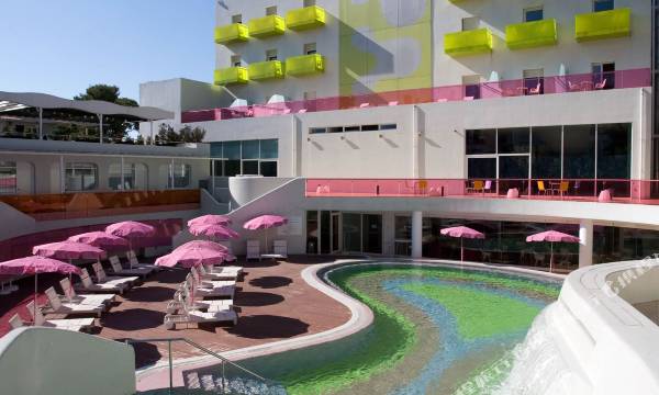 Semiramis Hotel