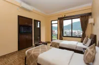 Hotel Peninsula Hotels in Pokhara