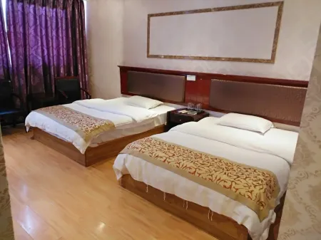 Anyue Wankelai Business Hotel Отели рядом с достопримечательностью «Anyue Stone Carvings»