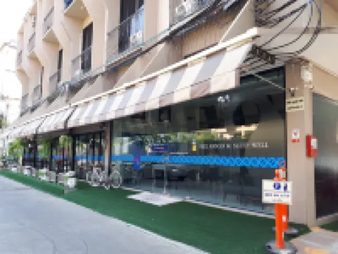 べッド バイ シティー ホテル タニヤ センター周辺のホテル