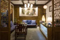 Fenghuang Siyuetian Inn - Posadas