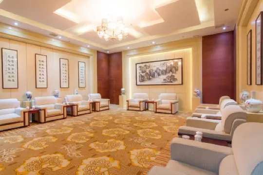 Jinli International Hotel (Dawu store)