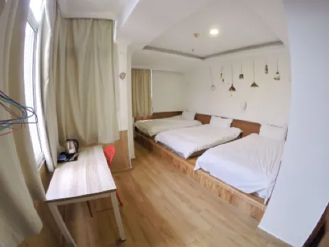 โฮสเทลสำหรับผู้เยาว์เลซี่ กาก้า โรงแรมใน