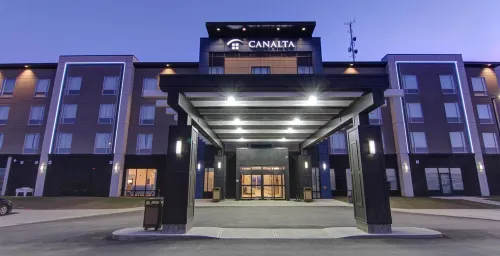 Canalta Kindersley Hotels in Kindersley