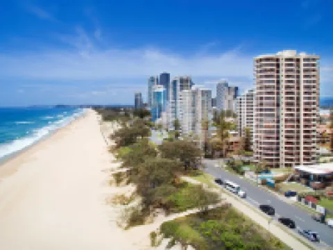 ブルバード ノース ホリデー アパートメンツ ブロードビーチのホテル