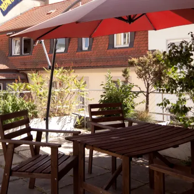 Babelfish Hostel Hotels near إقامة فورتسبورغ