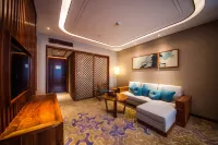 Huzhou Redwood Room Hotel (Taihu Moon Plaza)