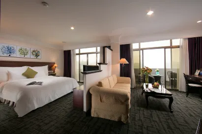 Khách sạn Lake Side Hotel