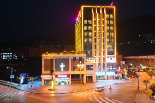 绥江华美大酒店