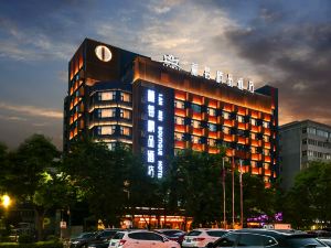 Raspberry Boutique Hotel (Lanzhou Center High-speed Railway West Railway Station)