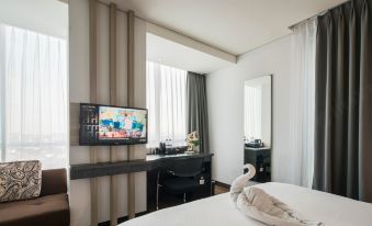 Luminor Hotel Jemursari by WH