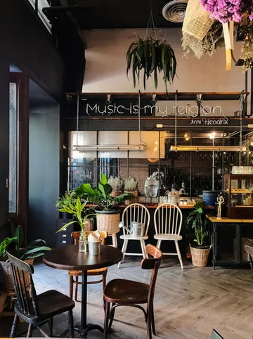 รูปภาพของไอรอน เทอตี้ทู โฮเทล