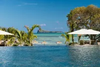 Zilwa Attitude, Hotels in Calodyne
