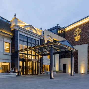 SHENZHEN SPRING FOREST Hotel (Qiushuishan Branch) Отели рядом с достопримечательностью «Tingtao Pavilion»