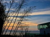 Fuxian Lake Tongchenyuan Lakeview Hot Spring Homestay - رومانسي