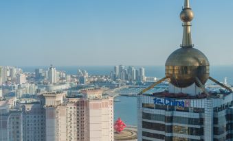 Yuelan Seaview Hotel Apartment (Qingdao May Fourth Square China Railway Center)