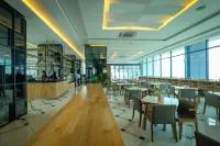 The Shore Hotel & Residences - breakfast