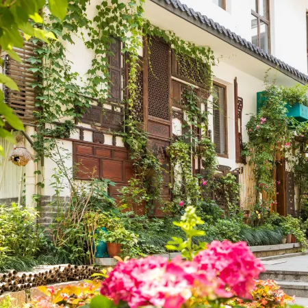 Huage Hostel