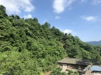 Q+ yunhaiTheme Homestay - pemandangan pegunungan