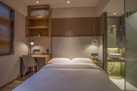 V8 Yiju Hotel (Guangzhou Railway Station)