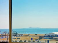 金沙滩第一排观海公寓 - 180度温馨海景三居室